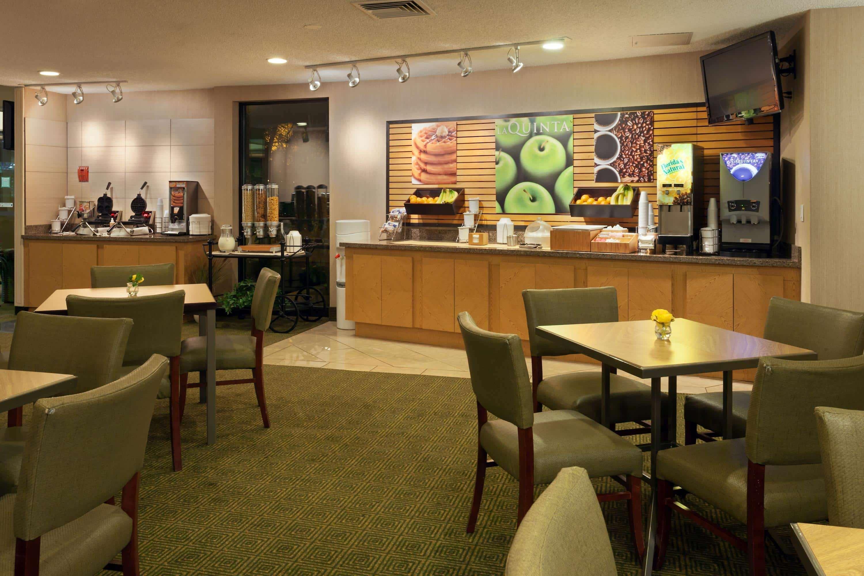 La Quinta By Wyndham Seattle Sea-Tac Airport Hotel SeaTac Ngoại thất bức ảnh